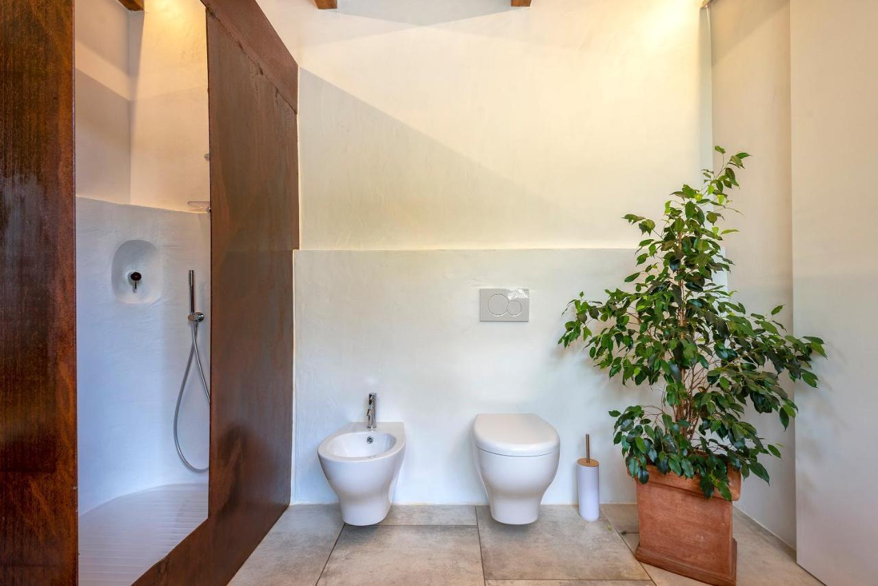 Villa Tre Nibbari San Pantaleo Exteriör bild