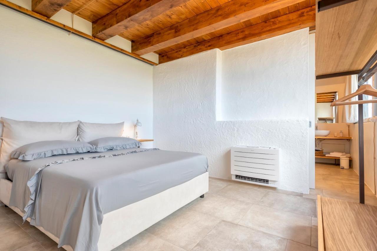 Villa Tre Nibbari San Pantaleo Exteriör bild