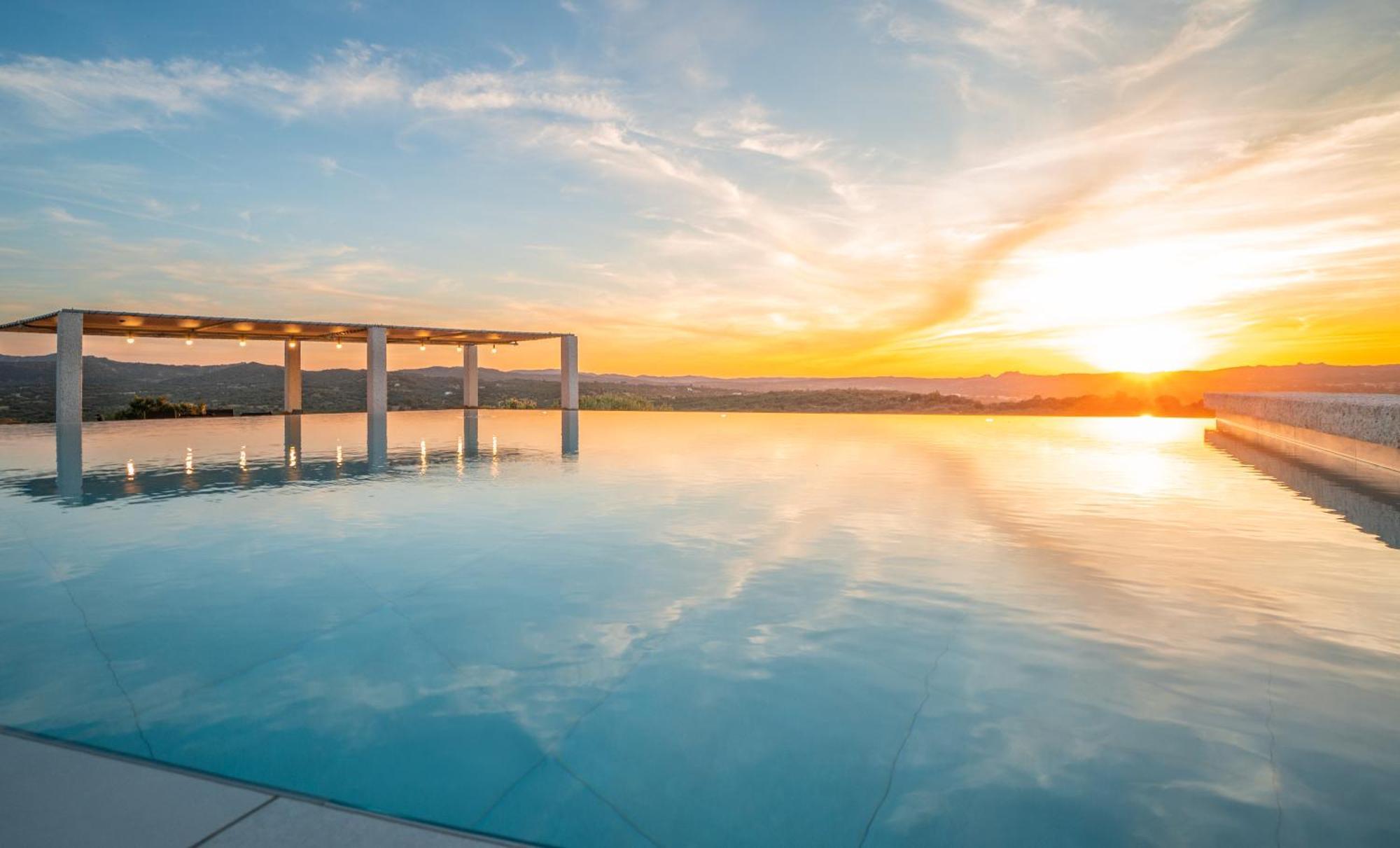 Villa Tre Nibbari San Pantaleo Exteriör bild